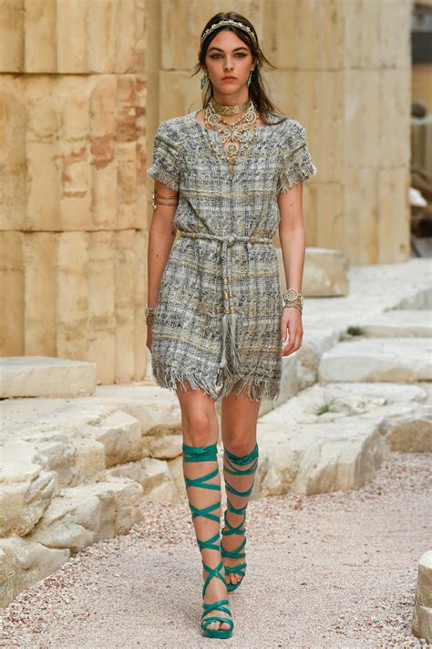 resort 2018 chanel|chanel resort fashion show.